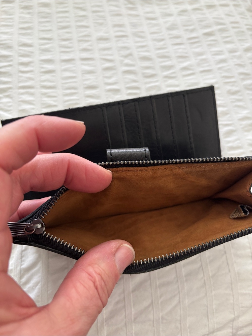 Women’s Black Leather Wallet - Classic Snap Closure - Picture 4 of 5